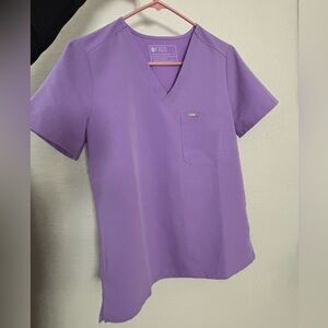 Lilac Purple Figs One Pocket Scrub Top- Technical Collection